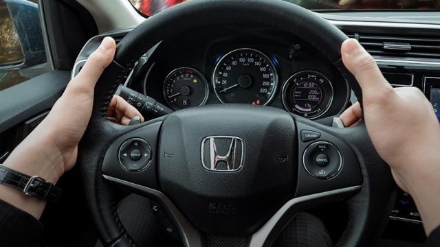 Kinh nghiệm lái xe ôtô về quê ăn Tết đảm bảo an toàn