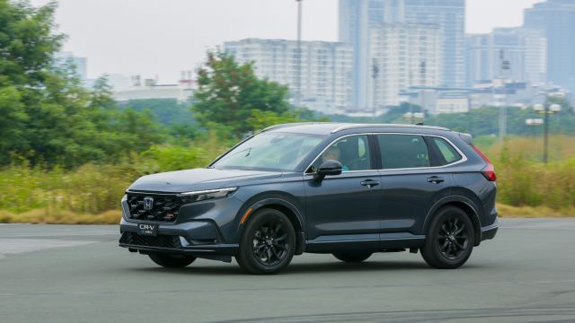 Honda CR-V đứng đầu toàn thị trường doanh số xe Hybrid tháng 8/2025