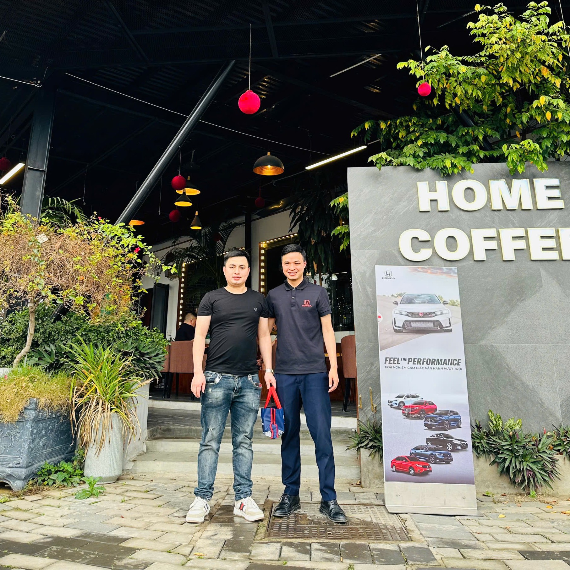 83fe11094984f8daa195