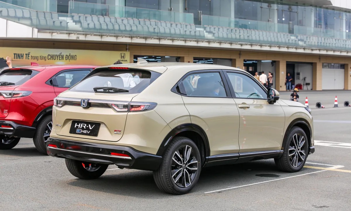 duoi-xe-hrv-2025