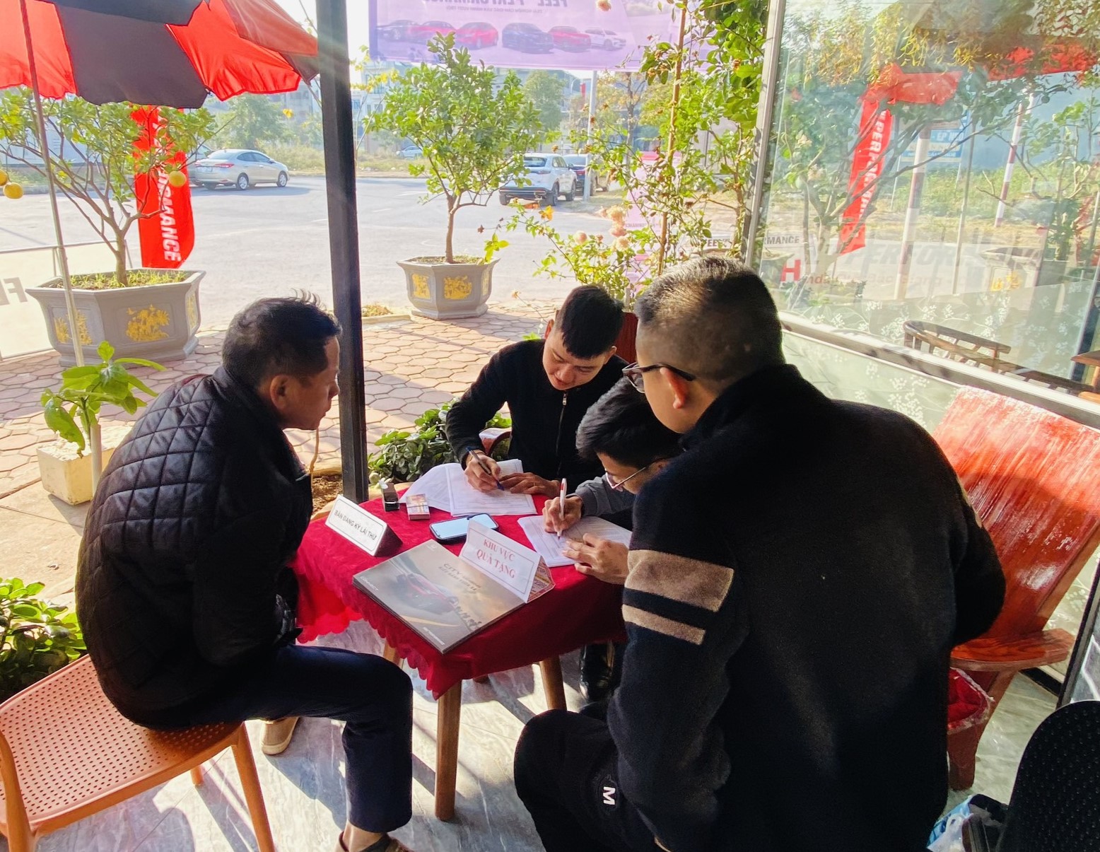 74d03cf627268f78d6373