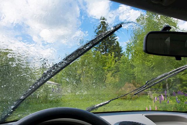 cach-ha-nhiet-o-to-don-gian-khi-de-duoi-thoi-tiet-nang-nong-4-105932