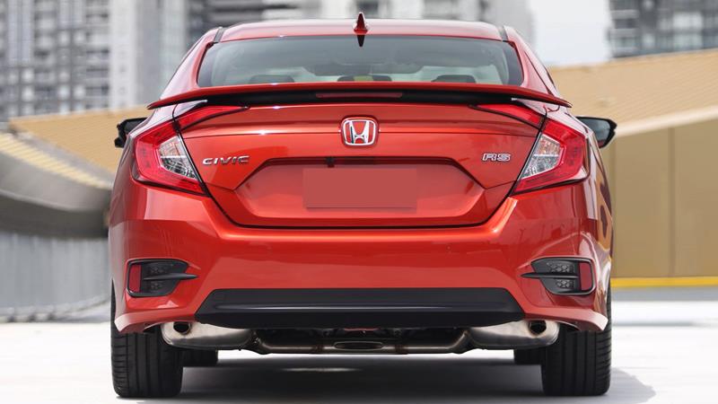 duoi-gio-civic-rs-co-den