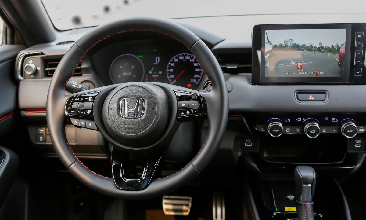 vo-lang-hrv-hybrid-2025